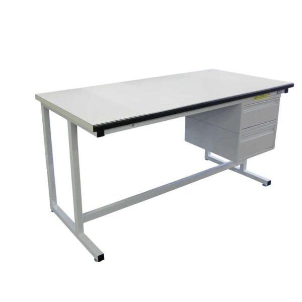 BT140 - Flat Workbench
